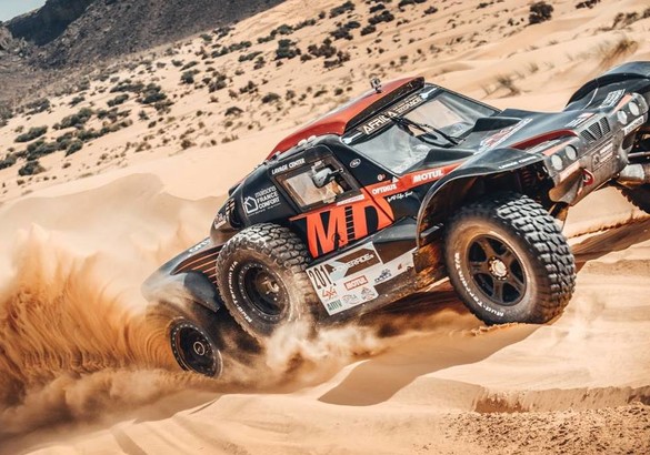 20 дней через Сахару: мы прошли ралли-рейд Africa Eco Race 2017 с победителями — командой G-Energy