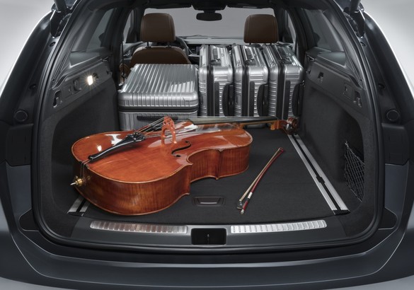 Женева 2017: Opel рассекретил новую Insignia универсал