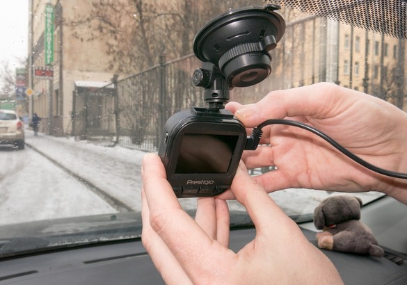 Тест видеорегистратора Prestigio RoadRunner 585