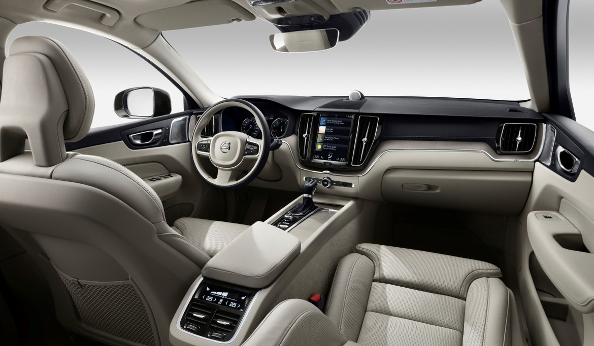 Женева 2017: новый Volvo XC60 представлен официально