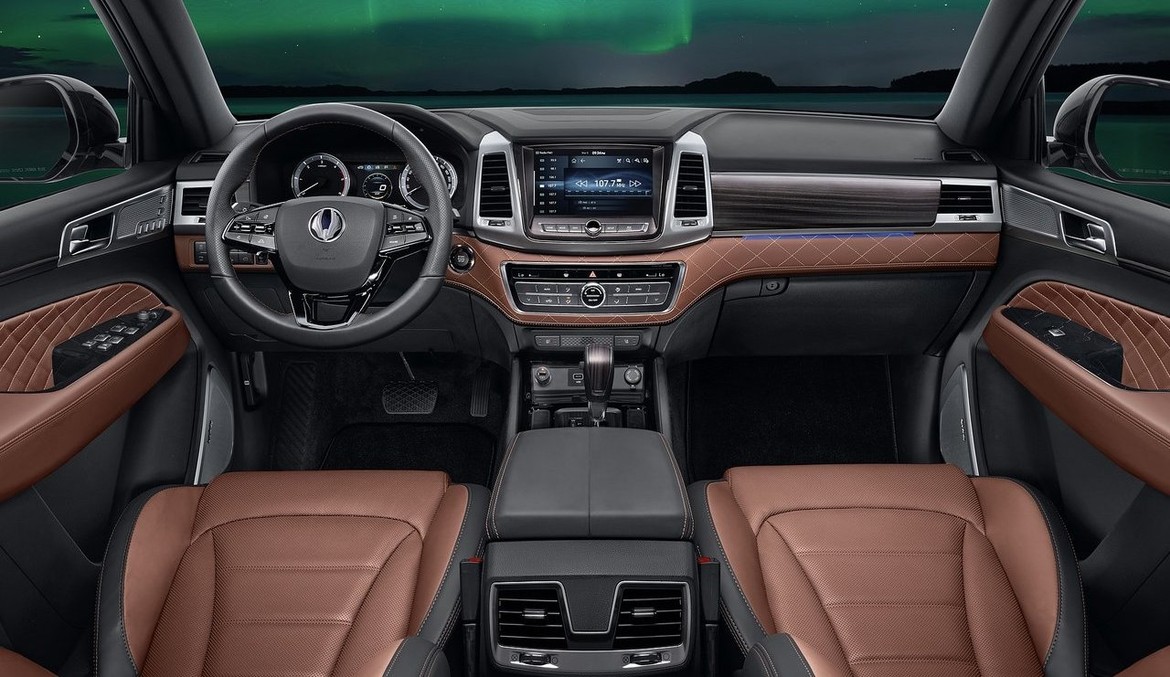 SsangYong официально представил новый Rexton