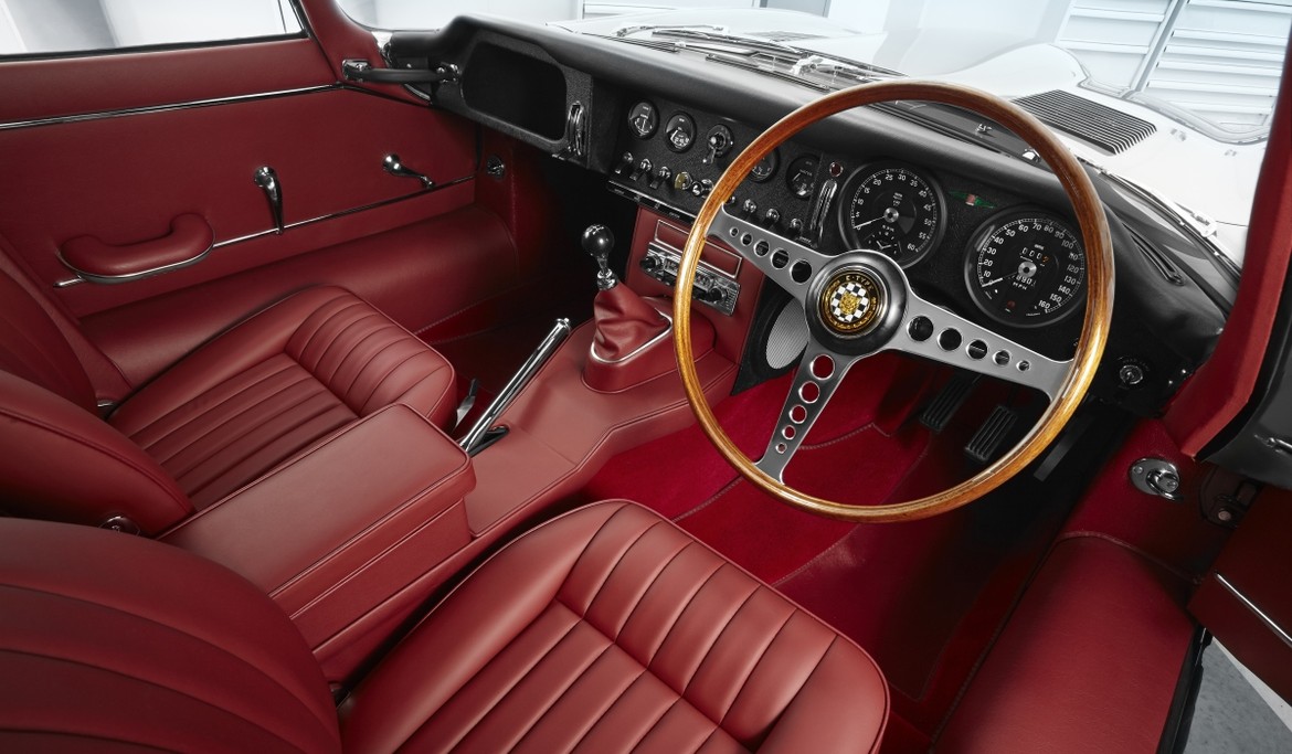 Jaguar восстановил культовый E-type