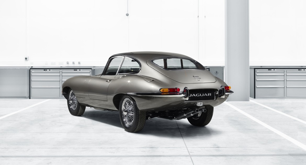 Jaguar восстановил культовый E-type