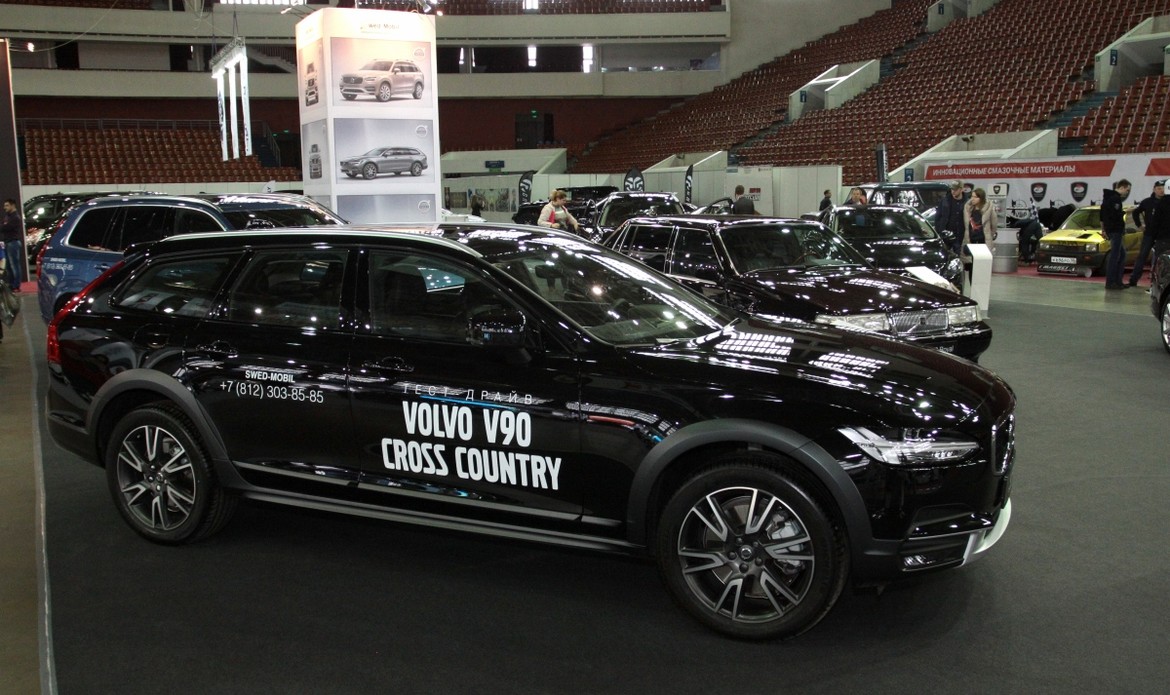 «Мир автомобиля 2017»: что показали в петербургском СКК