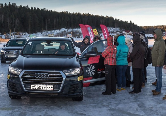 По льду как по асфальту: учимся управляемым скольжениям в Audi Driving School