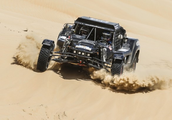 Ралли-рейд «Вызов пустыни»: удар в спину