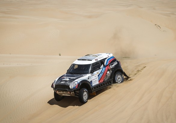 Ралли-рейд «Вызов пустыни»: удар в спину