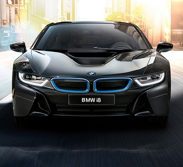 В России появился первый дилер супергибрида BMW