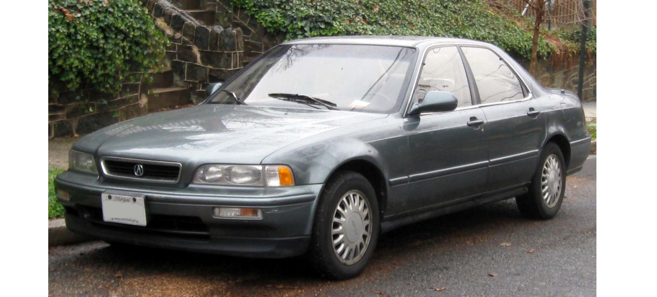 Acura восстановила седан Legend 1993 года