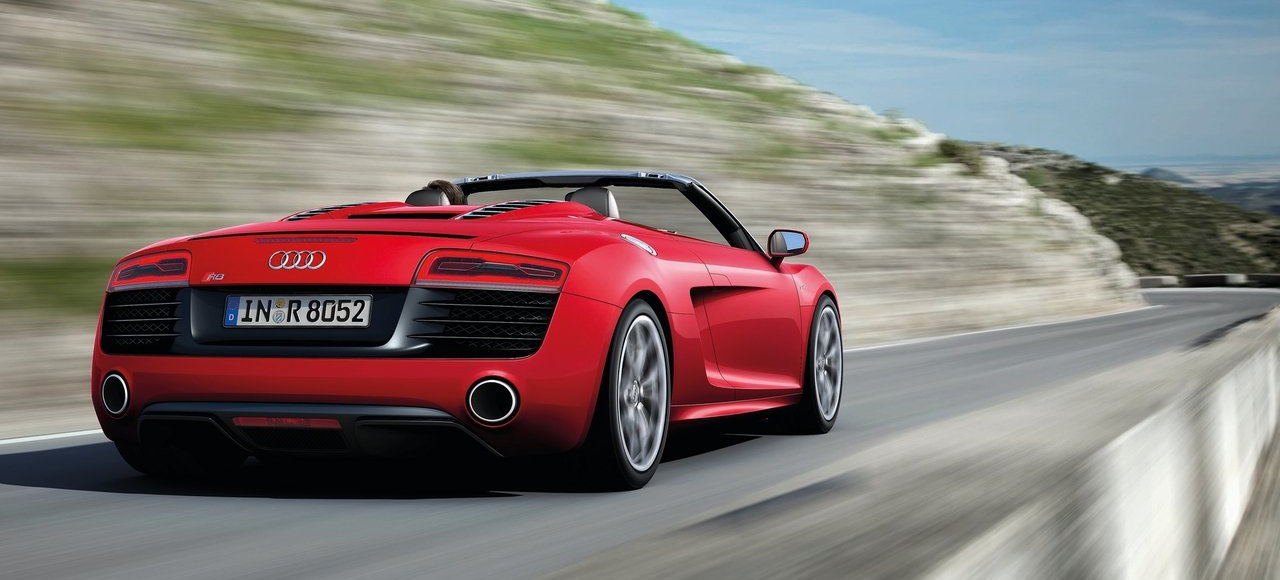 Audi готовит премьеру R8 Spyder