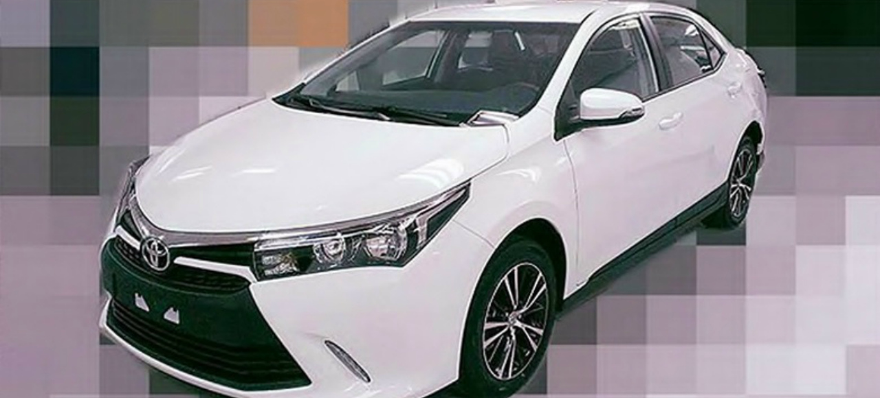 Первые фото новой Toyota Corolla