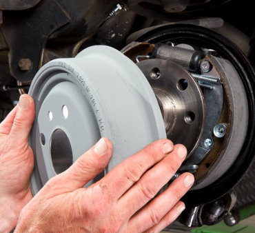 Bosch рассказал, как правильно обслуживать барабанные тормоза