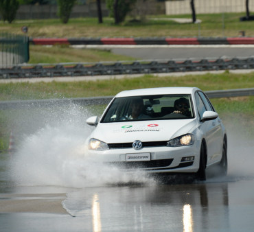 Bridgestone продемонстрировал важность качественных шин