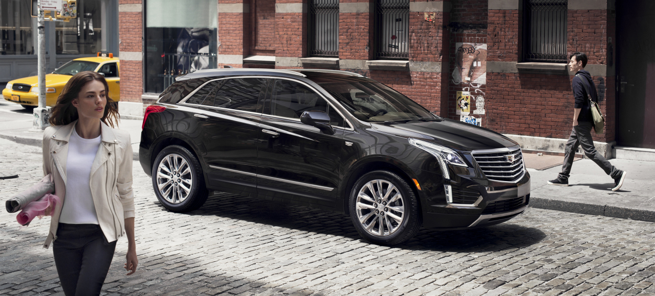 Cadillac покажет в Дубае преемника SRX