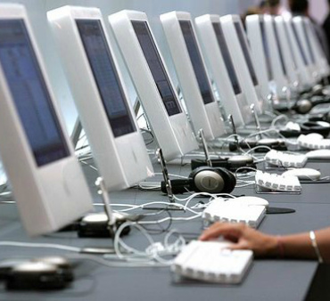 Начинающим водителям помогут по телефону