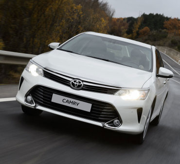 Toyota собирается оснащать Camry турбомотором