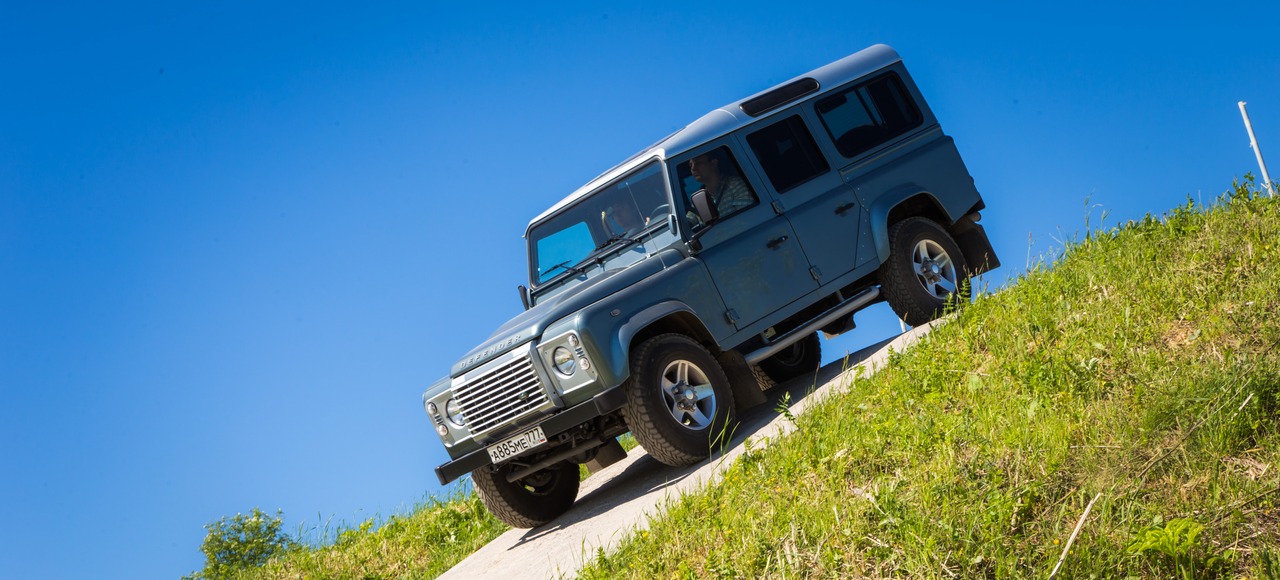 Land Rover продолжит производство Defender