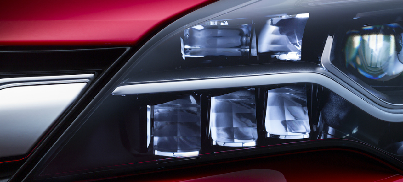 Opel Astra оснастят матричными фарами