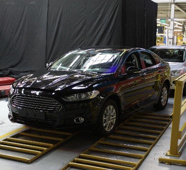 Вслед за остальными в России подешевел Ford