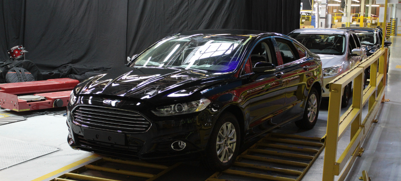 Вслед за остальными в России подешевел Ford