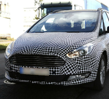 Новый Ford Galaxy замечен с меньшим камуфляжем