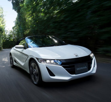 Японцы скупили годовой тираж Honda S660