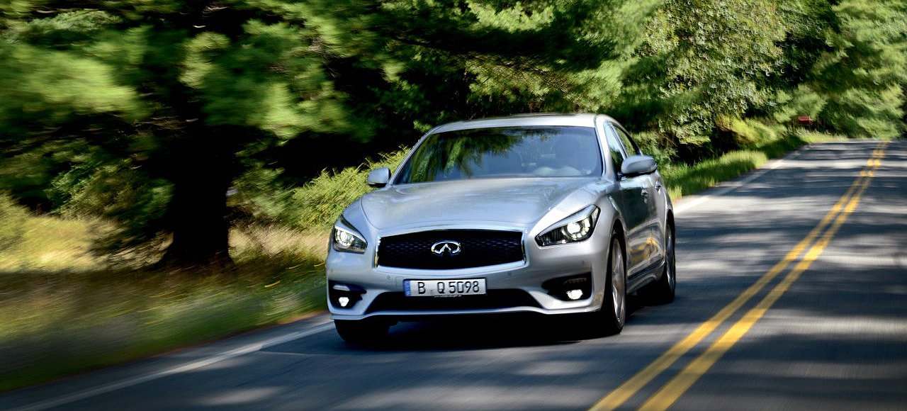 В Infiniti скорректировали цены на обновленный Q70