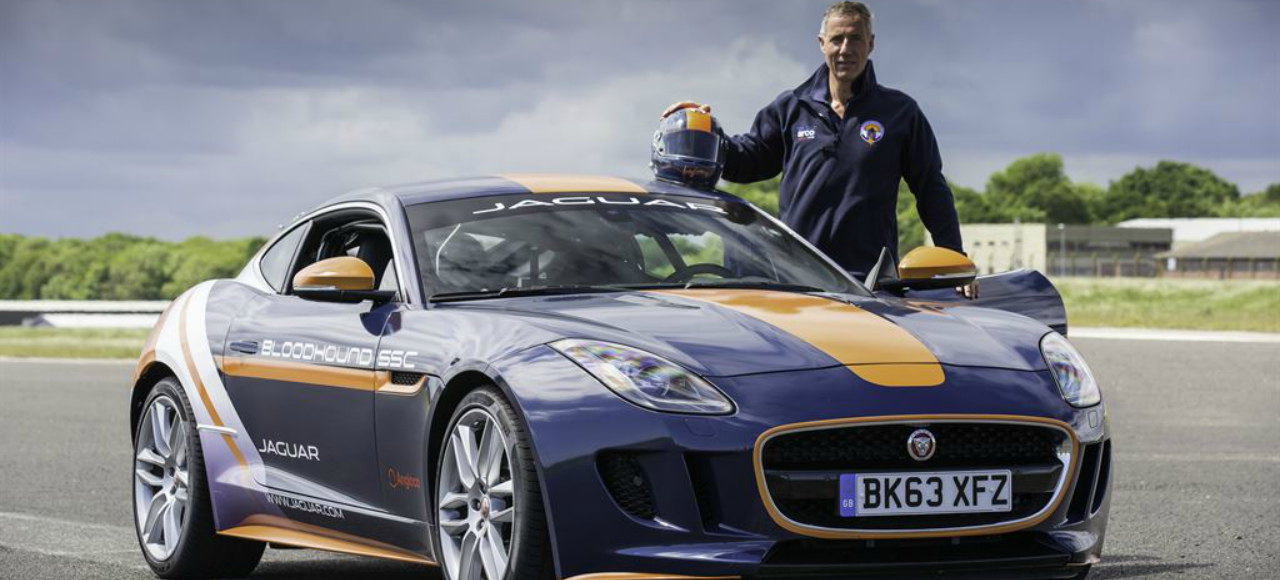 Jaguar F-Type испытал тормозной парашют