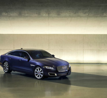 Компания Jaguar Land Rover показала обновленный Jaguar XJ