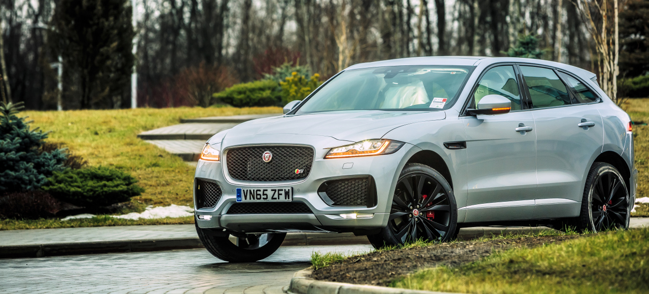 Jaguar испытает F-Pace в России