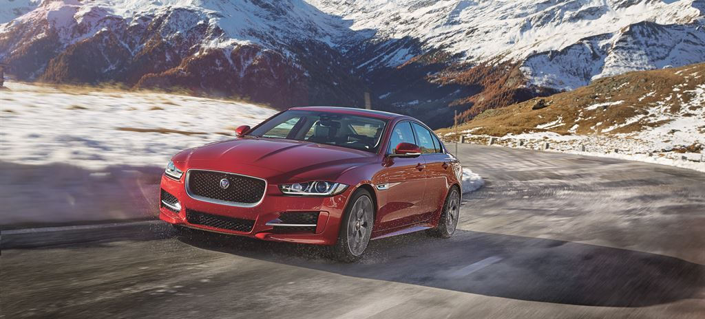 Лос-Анджелес 2015: Jaguar XE получил полный привод