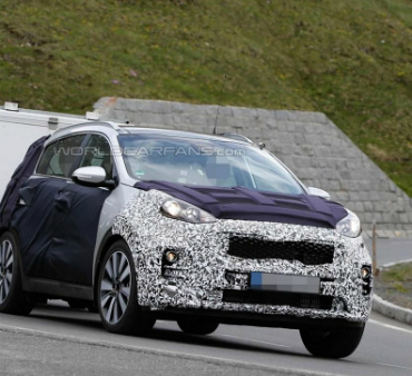 Появились первые фото салона обновленного Kia Sportage