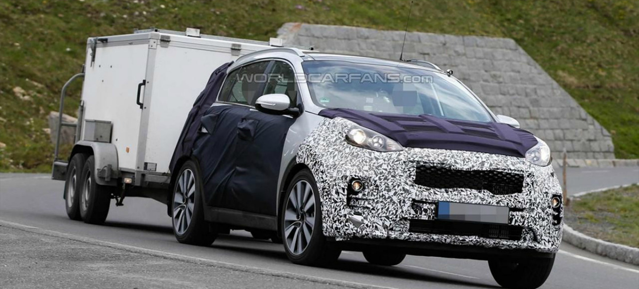 Появились первые фото салона обновленного Kia Sportage