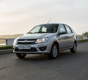 С 1 августа подорожают три модели Lada