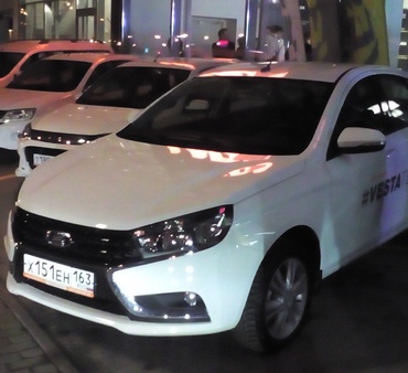 Цена Lada Vesta оказалась на уровне Hyundai Solaris