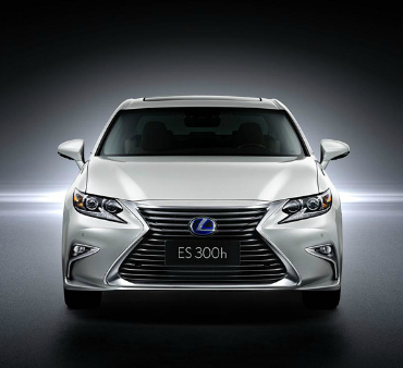 Lexus показал обновленный ES