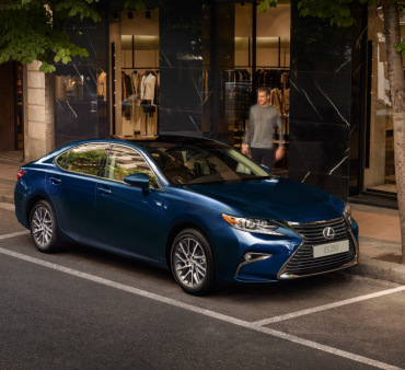 Lexus дает скидку на ES