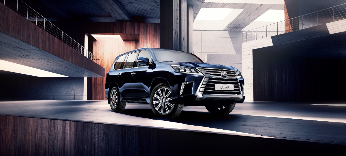 Новый Lexus LX доехал до России