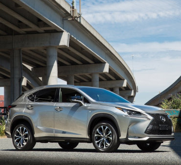 Lexus продлевает действие скидок