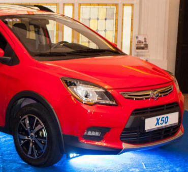В Петербурге показали новый Lifan X50