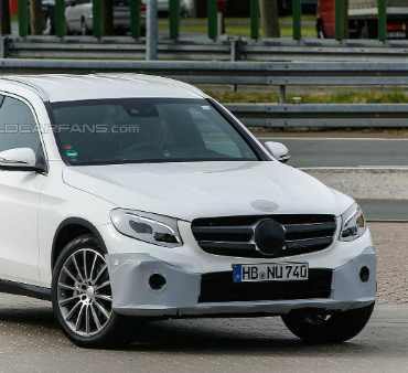 В Mercedes назвали дату появления нового GLC