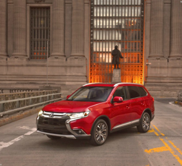 Названы цены нового Mitsubishi Outlander