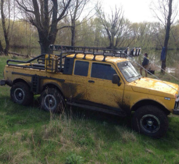 Тольяттинские мастера построили «Ниву 6x6»