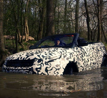 Range Rover Evoque кабриолет прошел испытание бездорожьем