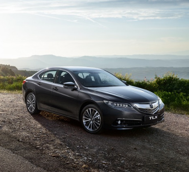 Acura TLX подешевела до конца августа