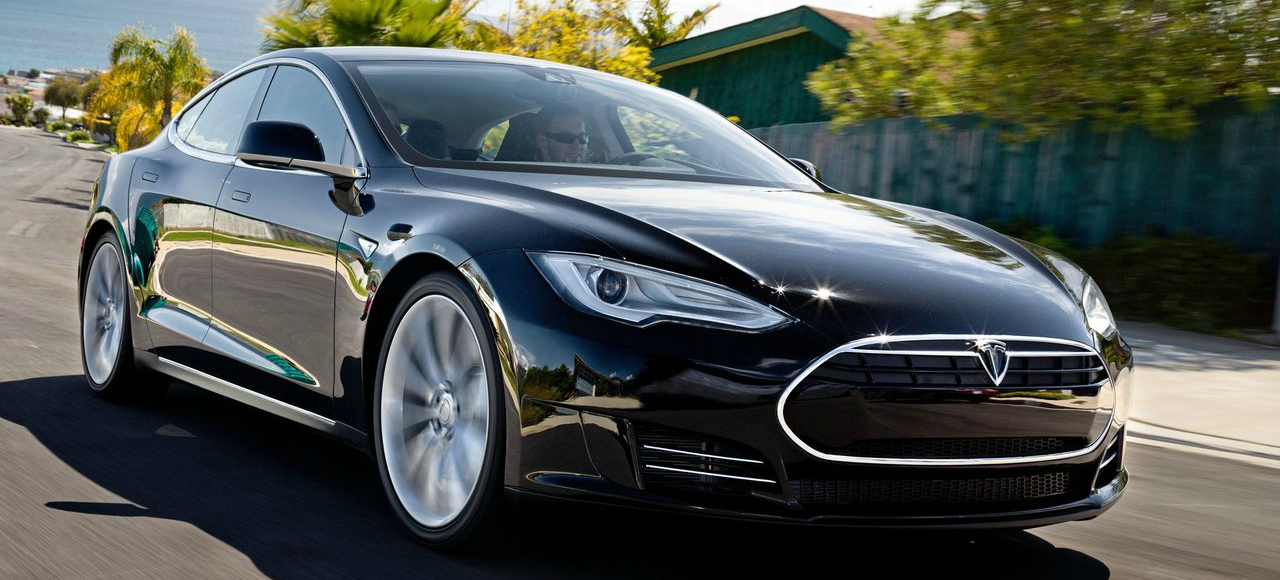 Теперь подержанные Tesla можно приобрести через интернет