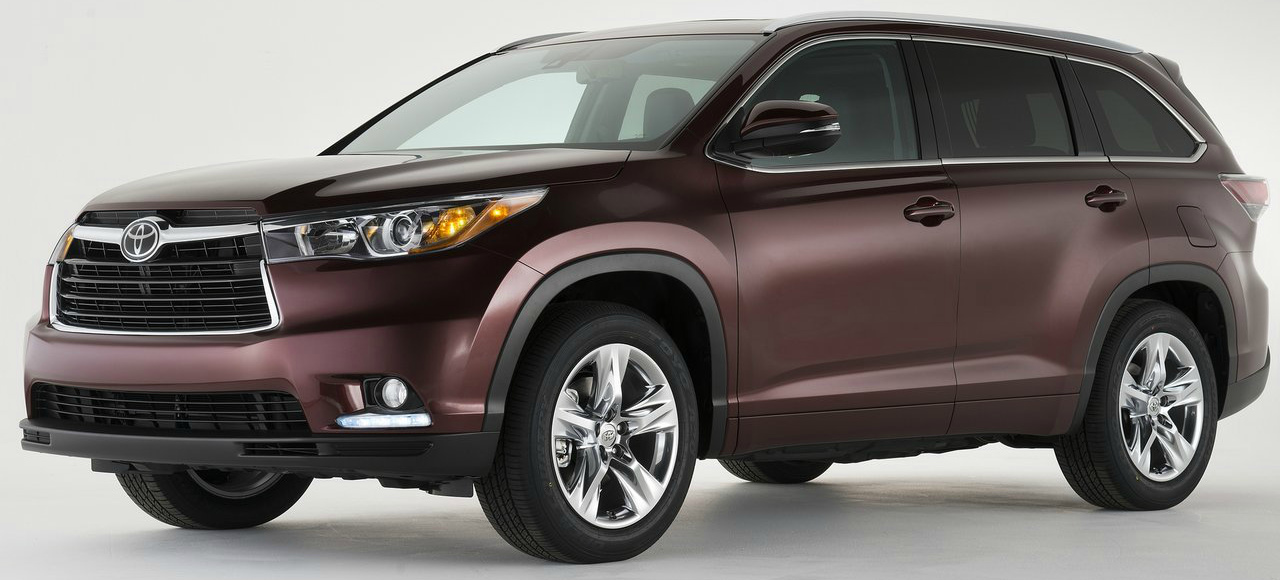 Toyota отзывает российский Highlander