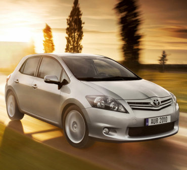 Toyota отзывает в России более тысячи автомобилей