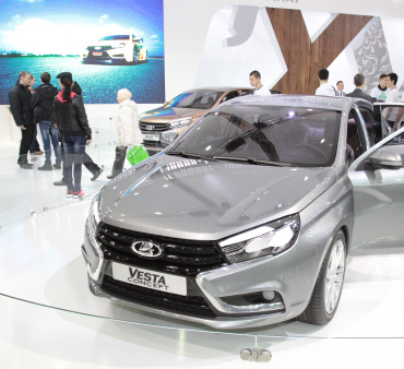 Lada Vesta будет стоить почти 500 тыс. рублей