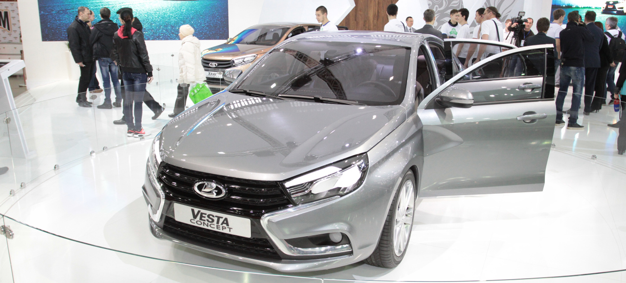 Lada Vesta будет стоить почти 500 тыс. рублей